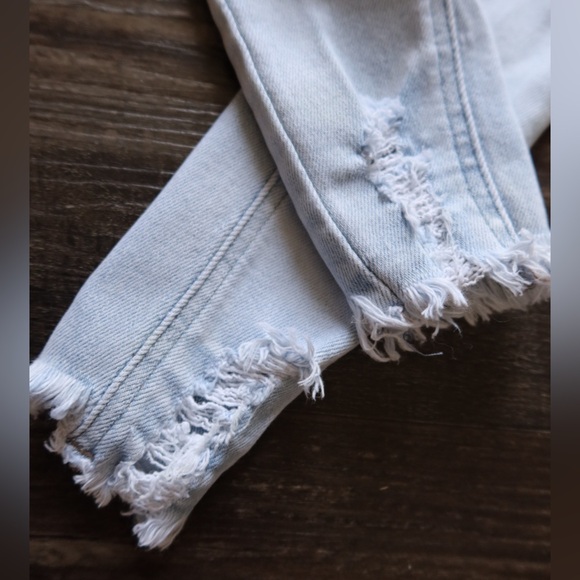 BAMBOO Light Blue Skinny Jeans - Picture 5 of 9